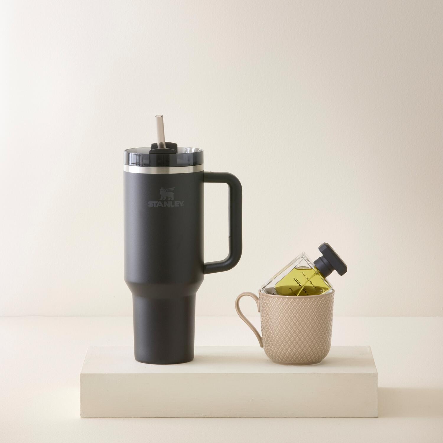 Rhombe Earth Krus med hank, clay - 39 cl.